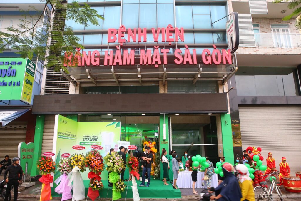 Viêm nha chu là gì? Top 5 nha khoa uy tín tại Quận 1 Bệnh Viện Răng Hàm Mặt Sài Gòn
