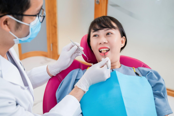 Tẩy trắng răng: Quy trình và chi phí mới nhất 2024