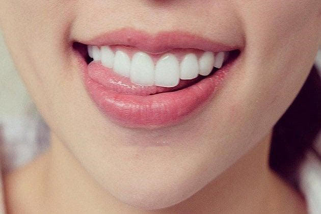 Dáng răng Celeb là gì? Bí quyết tạo nụ cười đẹp như sao