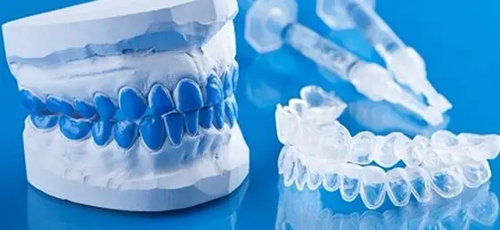 Tẩy Trắng Răng Tại Nhà Bằng Máng - Bí Quyết Nụ Cười Rạng Rỡ