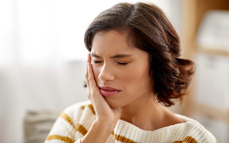 Niềng Răng Hóp Má - Bí Quyết Giải Pháp Cho Khuôn Mặt