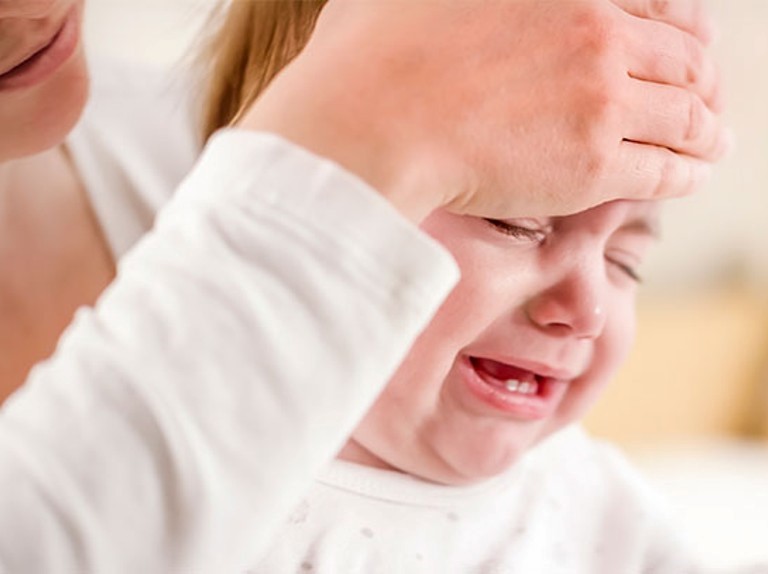 Trẻ mọc răng biếng ăn: Nguyên nhân và cách khắc phục hiệu quả