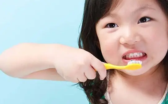 Vệ Sinh Răng Miệng Ở Trẻ Mầm Non Sao Cho Đúng