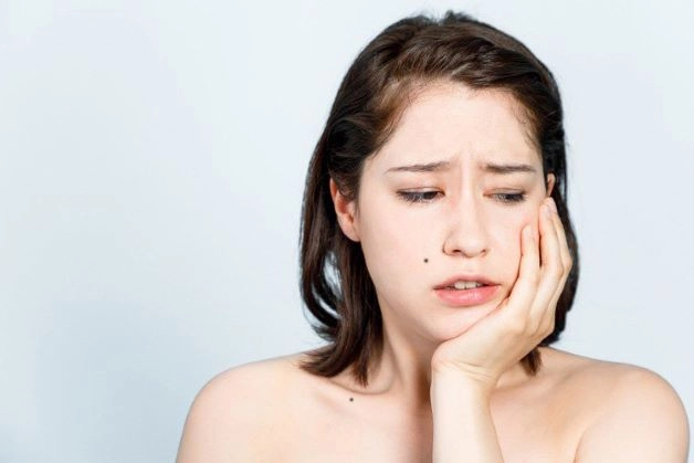 Nhổ răng cấm đau mấy ngày? Bí Quyết Vàng Để Rút Ngắn Thời Gian Đau Và Sưng?